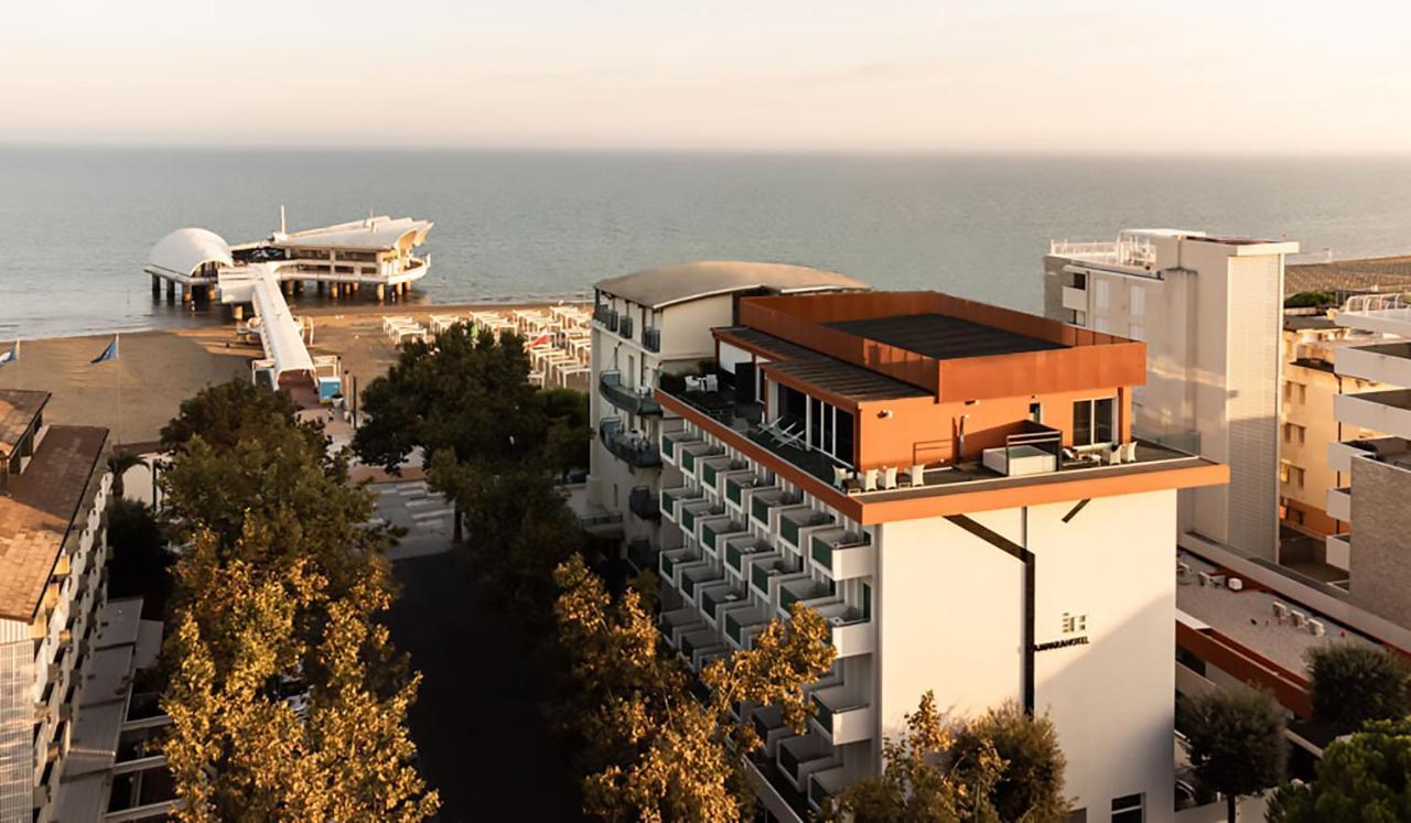 Hotel Lampara Lignano Sabbiadoro Eksteriør bilde